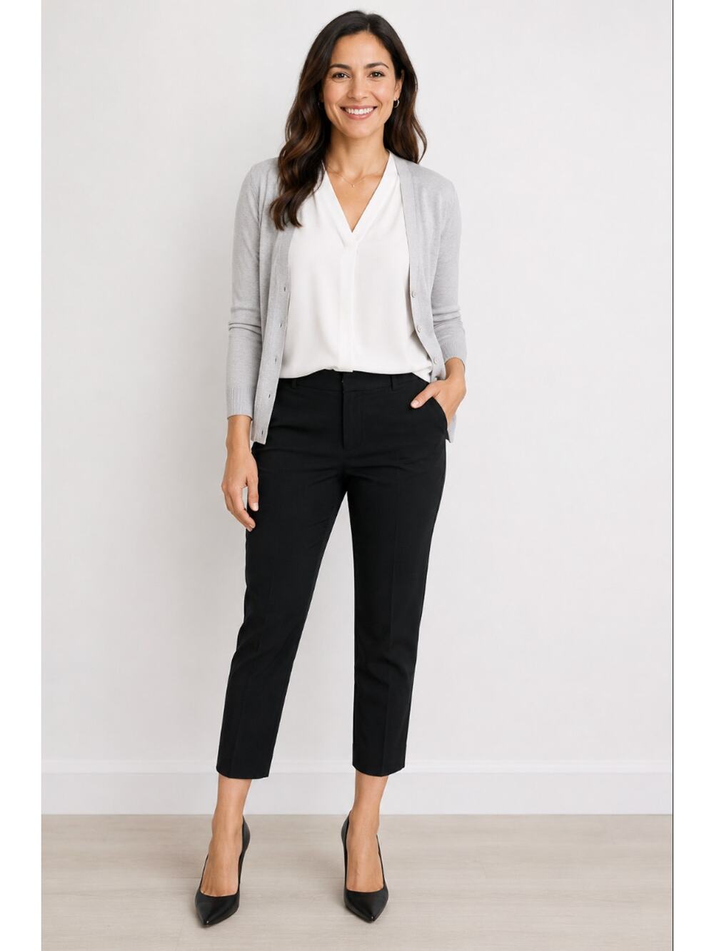 Vince Camuto SZ 4 Black Cropped Dressy Formal Corporate Corpcore Slacks